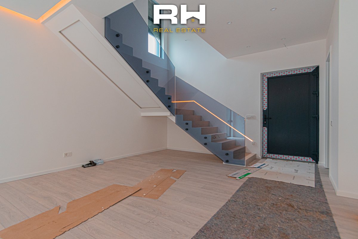 Haus 390m² zu verkauf in lagjen qëndresa, Çagllavicë