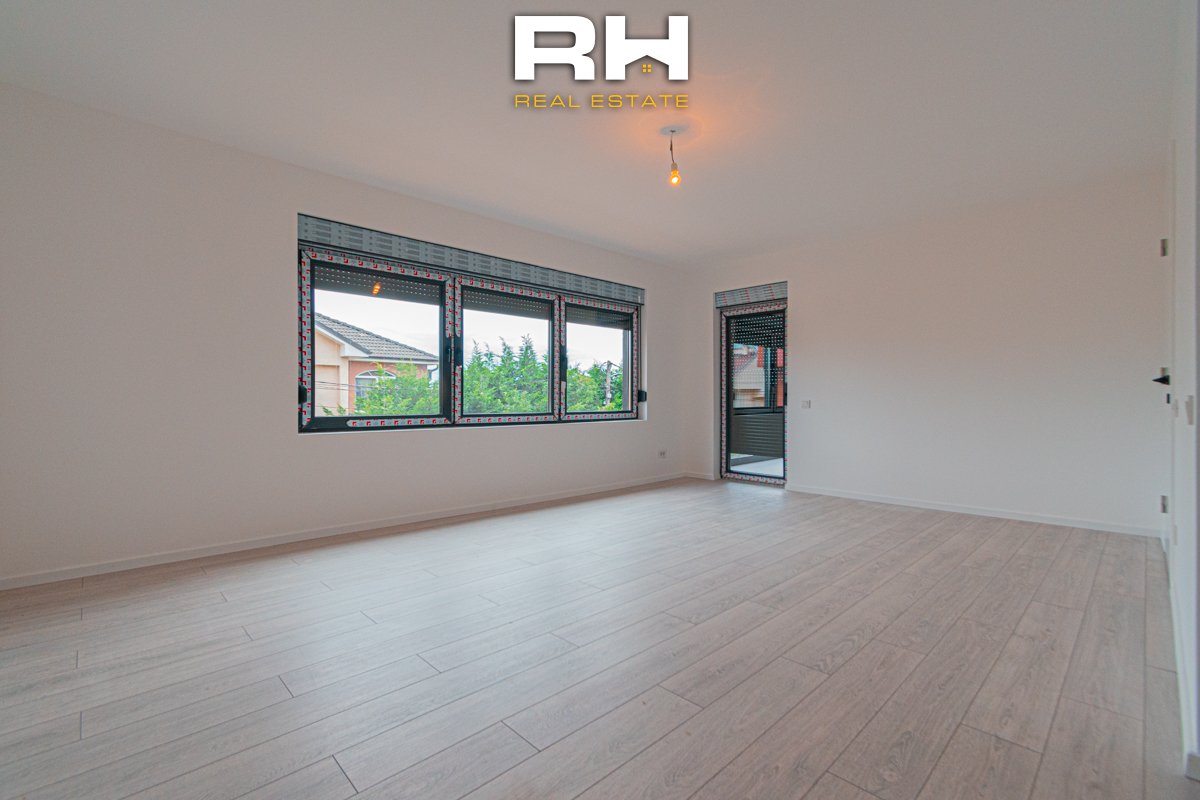 Haus 390m² zu verkauf in lagjen qëndresa, Çagllavicë
