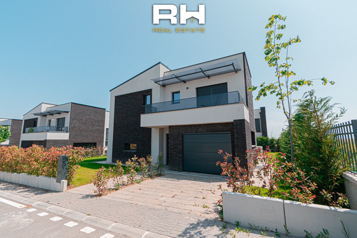 Casa di 243m² in vendita nel quartiere priam village