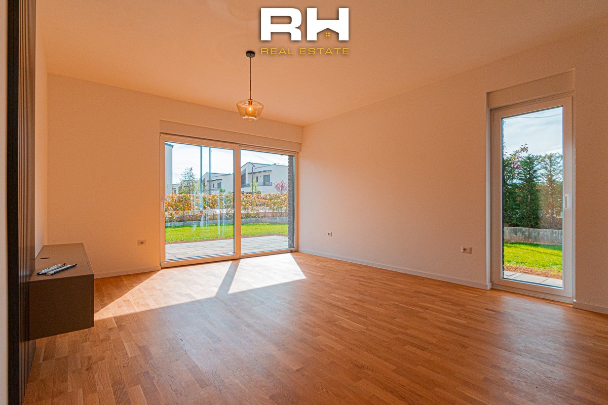 Casa di 180+87m² in vendita nel quartiere priam village (2)