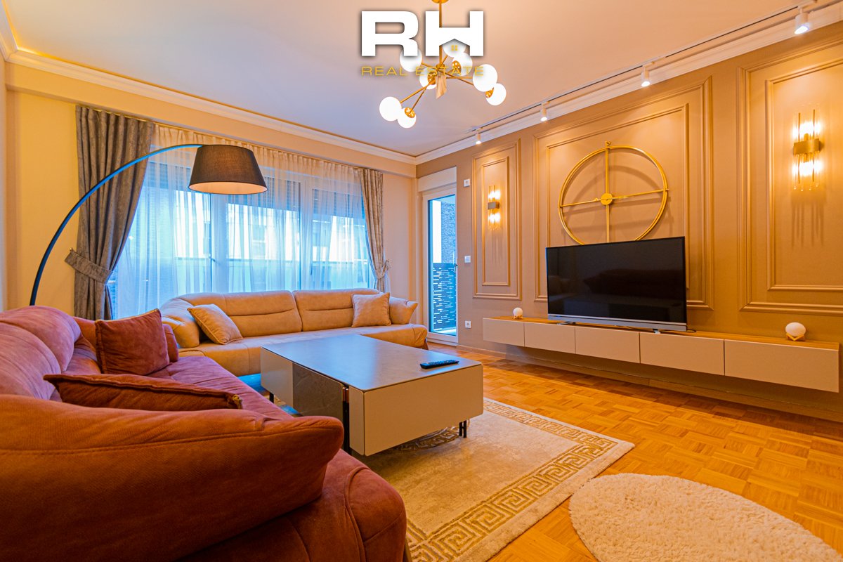 Appartement de 90m² à louer à Mati 1