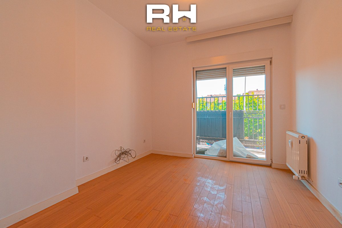 Banesë 82m² në #shitje te rruga b (4)
