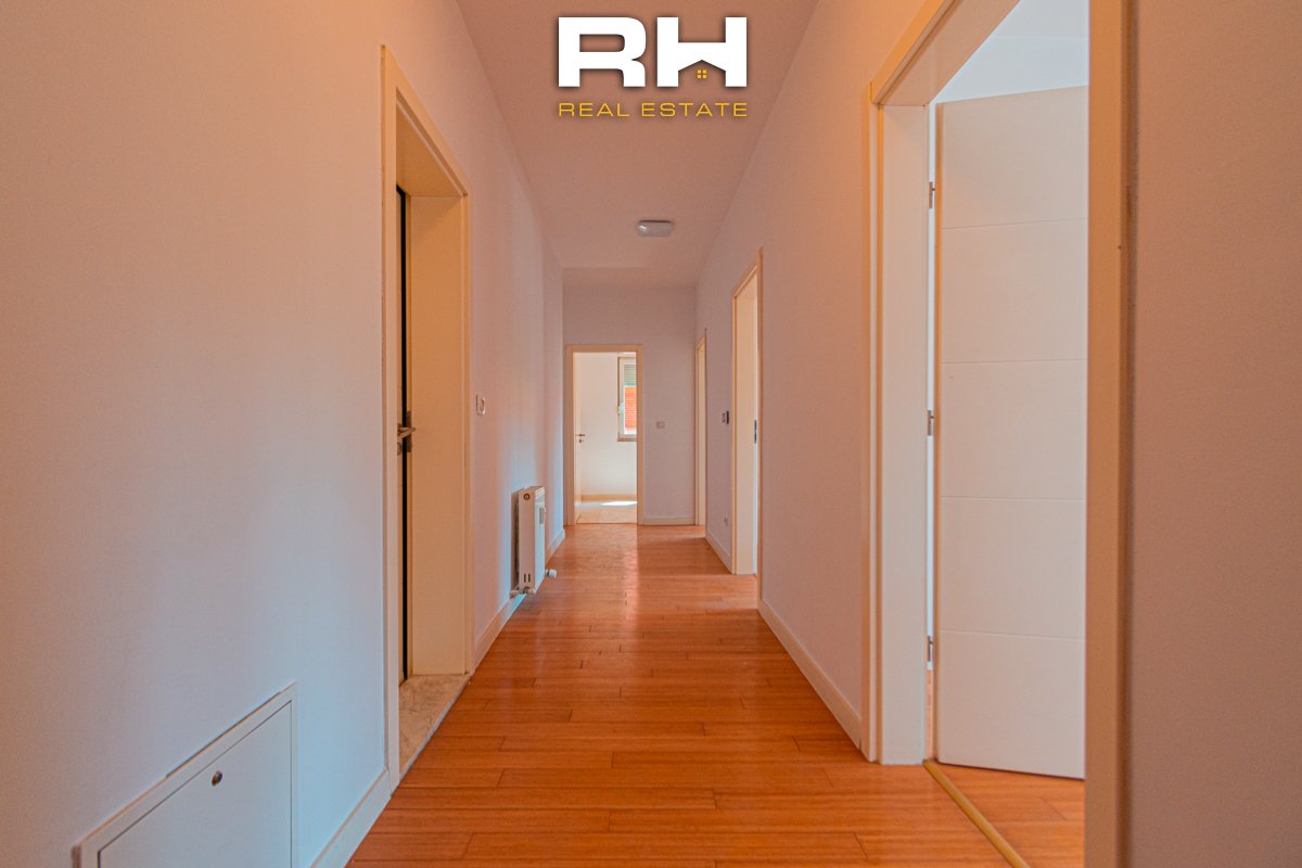 Banesë 82m² në #shitje te rruga b (5)