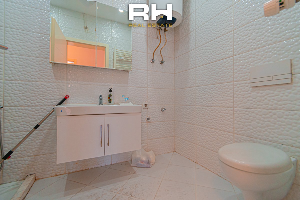 Banesë 82m² në #shitje te rruga b (6)