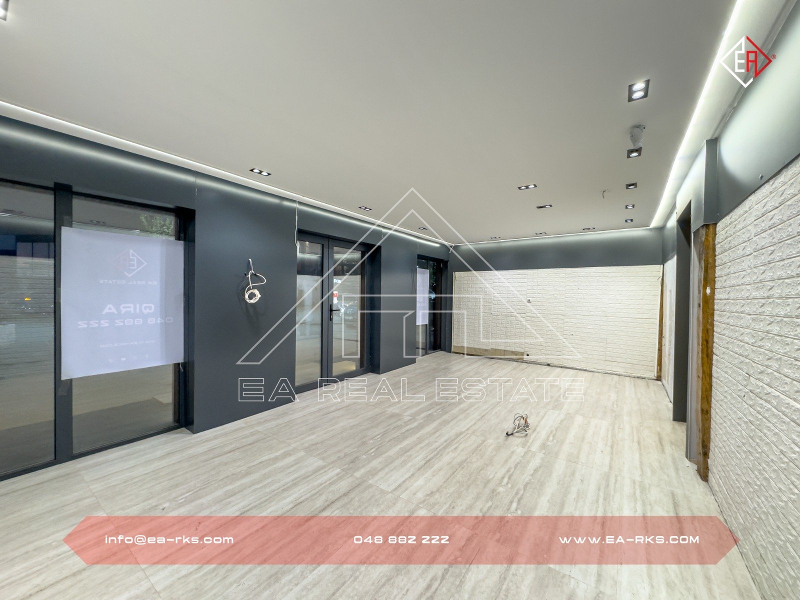 Commercial space for rent – Çagllavicë (near the roundabout, close to spar market)