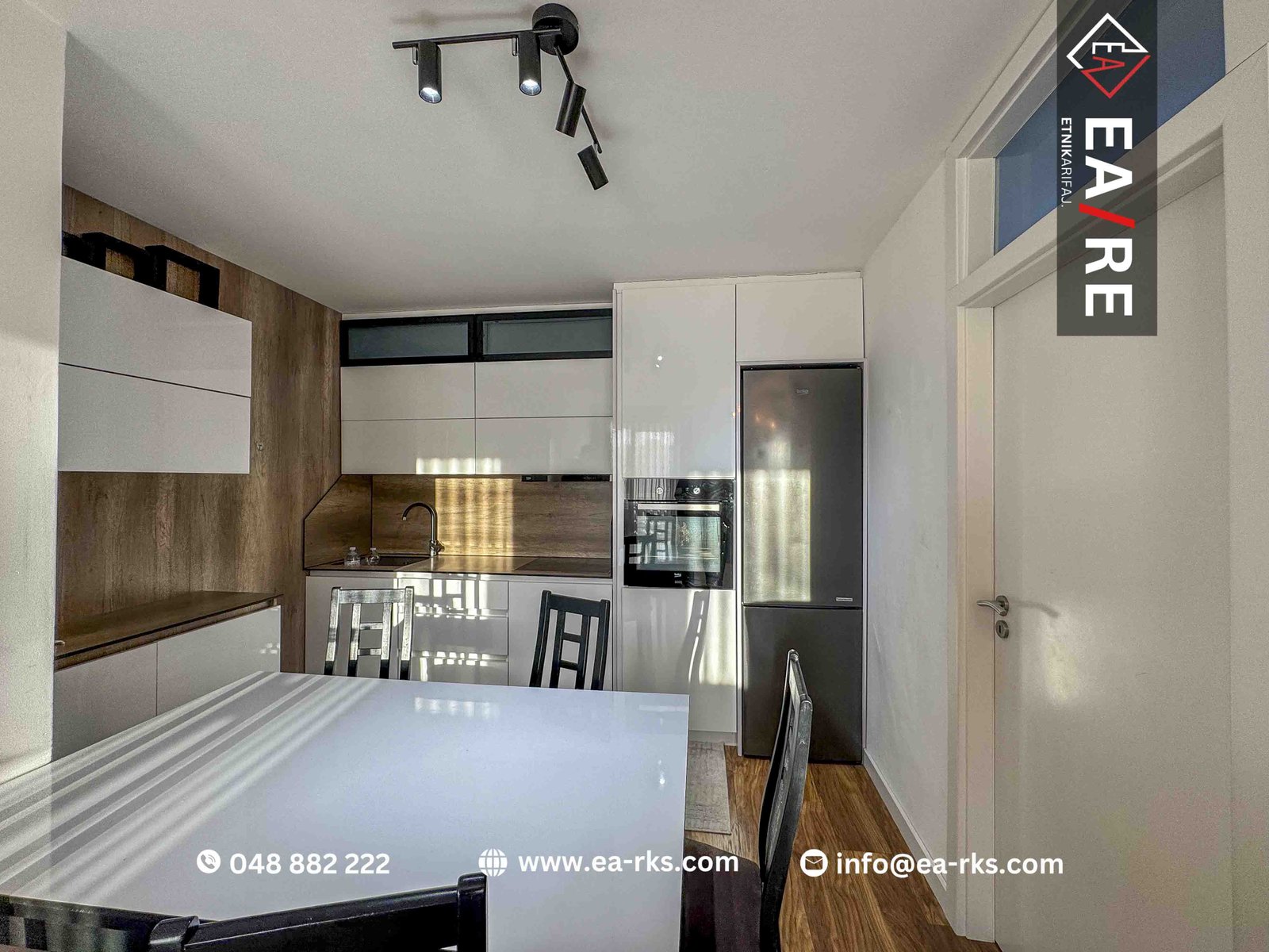 Casas en venta – Fushë-kosovë, detrás de la ambulancia