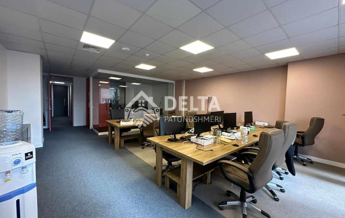 Ufficio in affitto a Lakrishtë