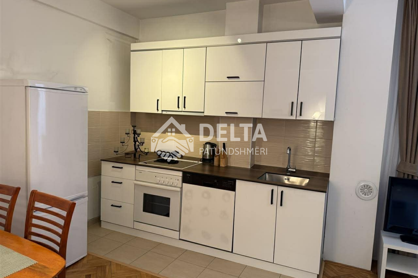 Appartement à louer au centre-ville (2)