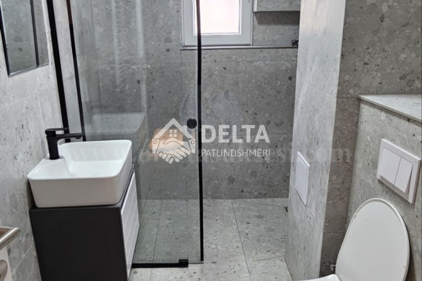 Appartement à louer à ulpianë