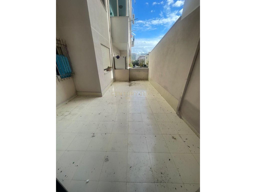 Apartament 2+2 në shitje në ish-urt, Durrës - 133,000€ | 140 m² (6)