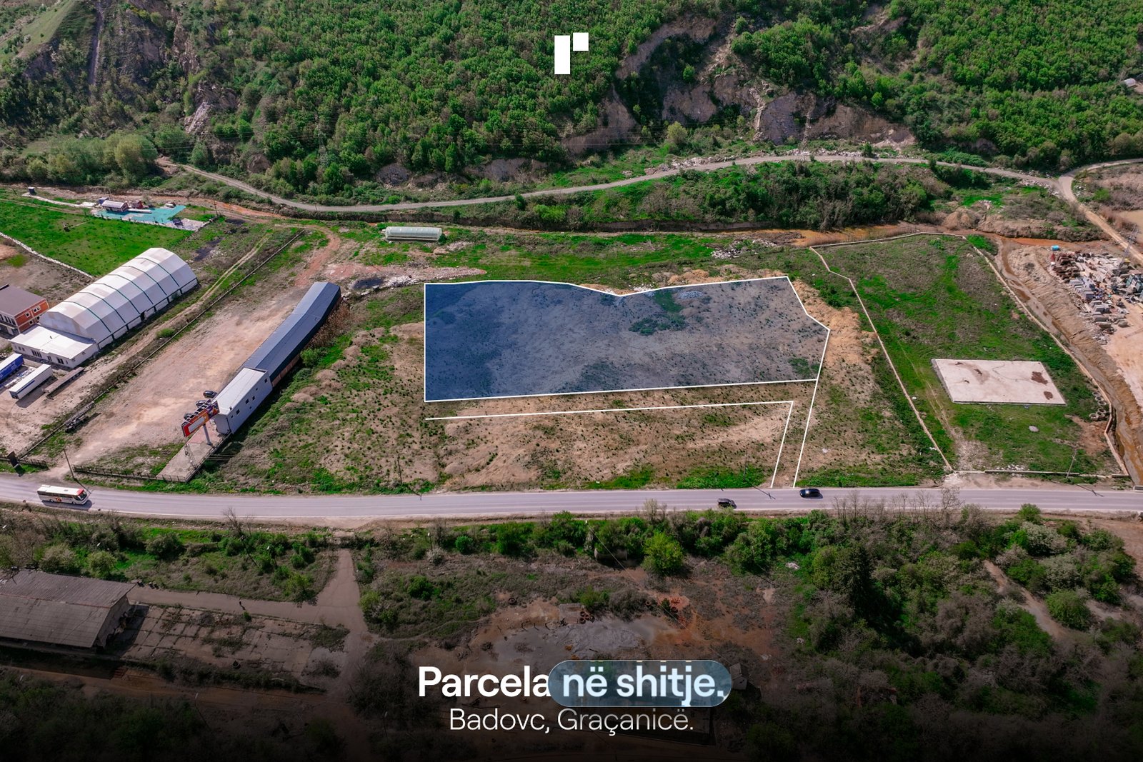 Parcel for sale!