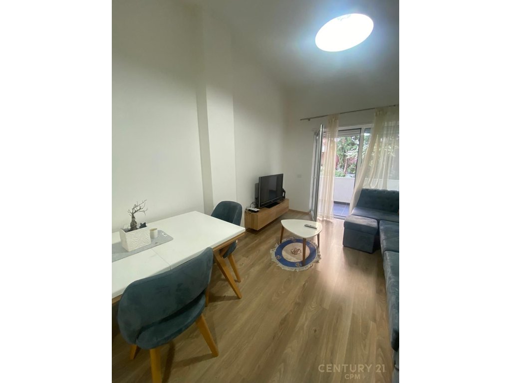 Apartamento de lujo 2+1+2 en alquiler con estacionamiento – Cerca del hotel “Radisson”