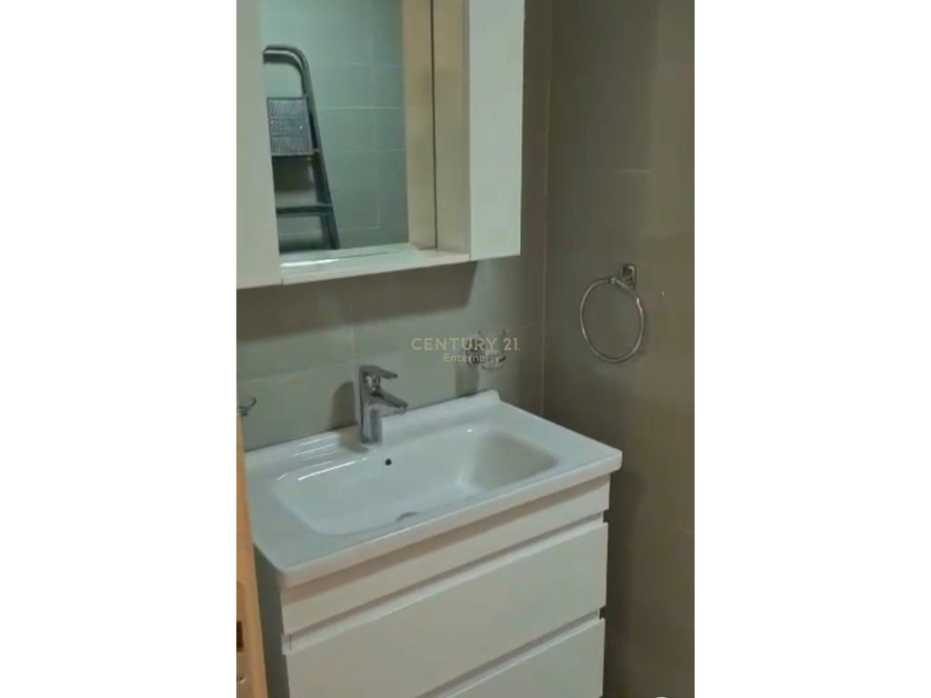 Appartement 1+1 à vendre à misto mame