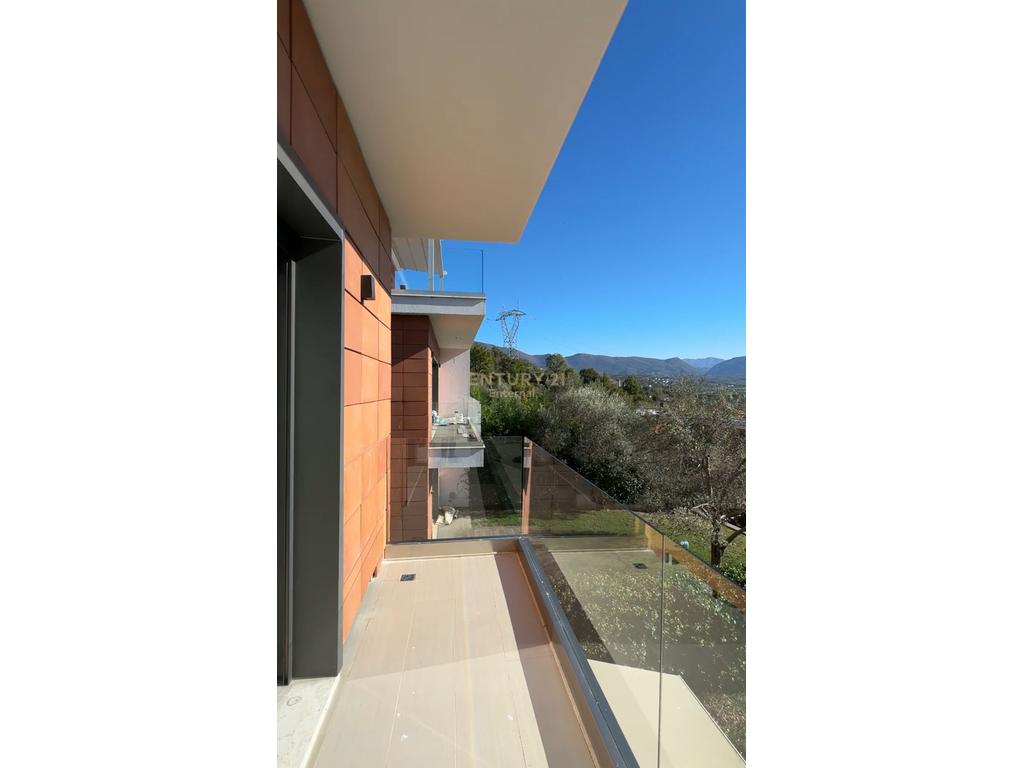 Villa di 3 piani in affitto nel complesso 'Olive Grove', mullet, a 5 min da teg