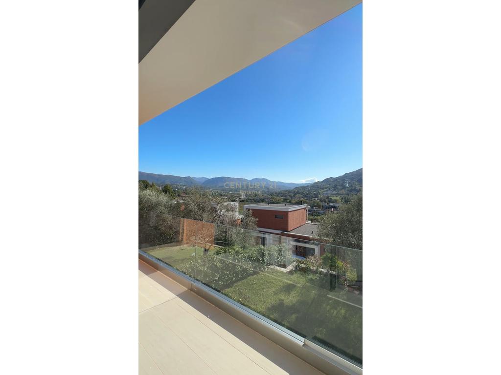 Villa di 3 piani in affitto nel complesso 'Olive Grove', mullet, a 5 min da teg