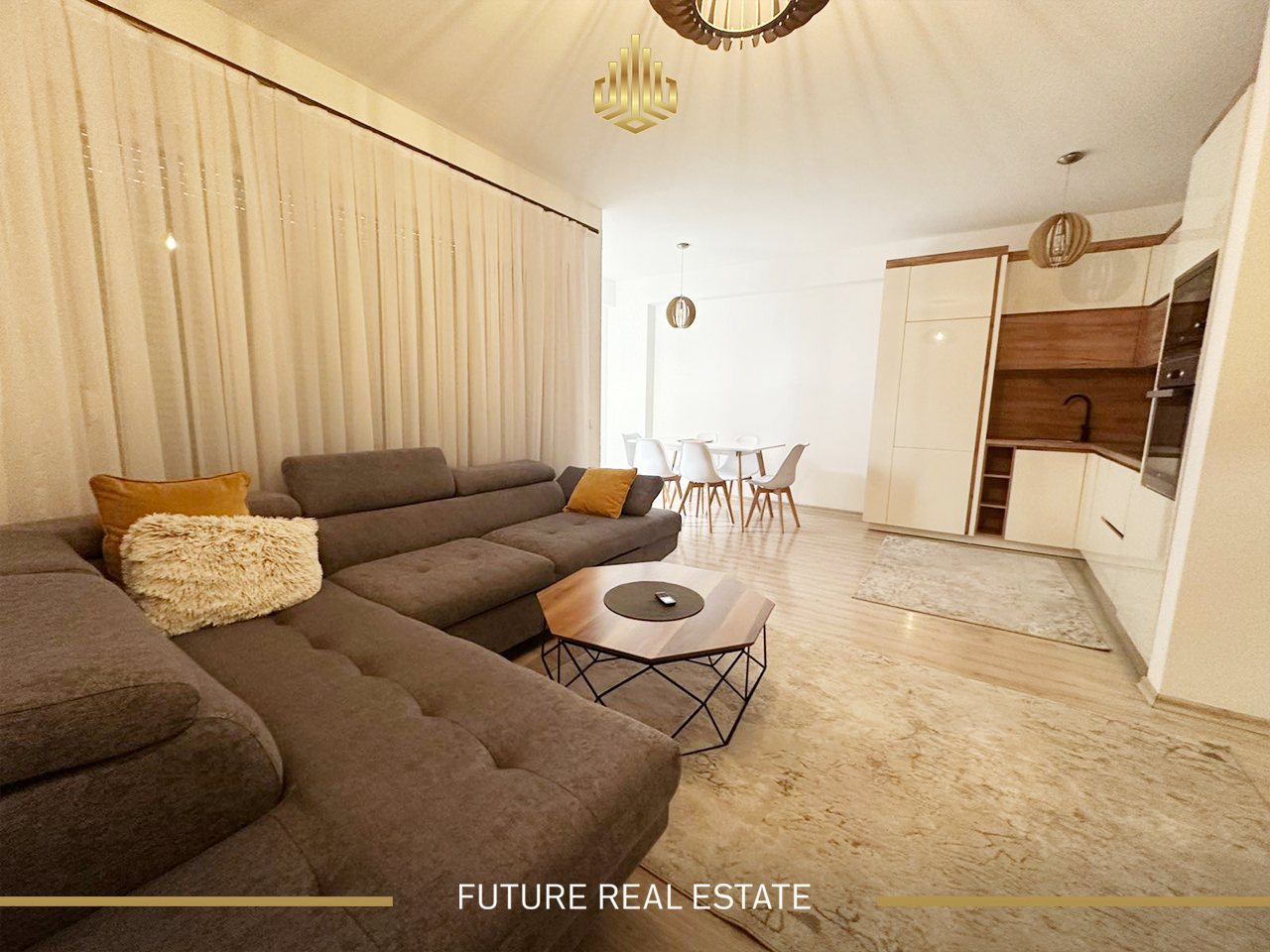 Appartement à louer / 90 mètres carrés