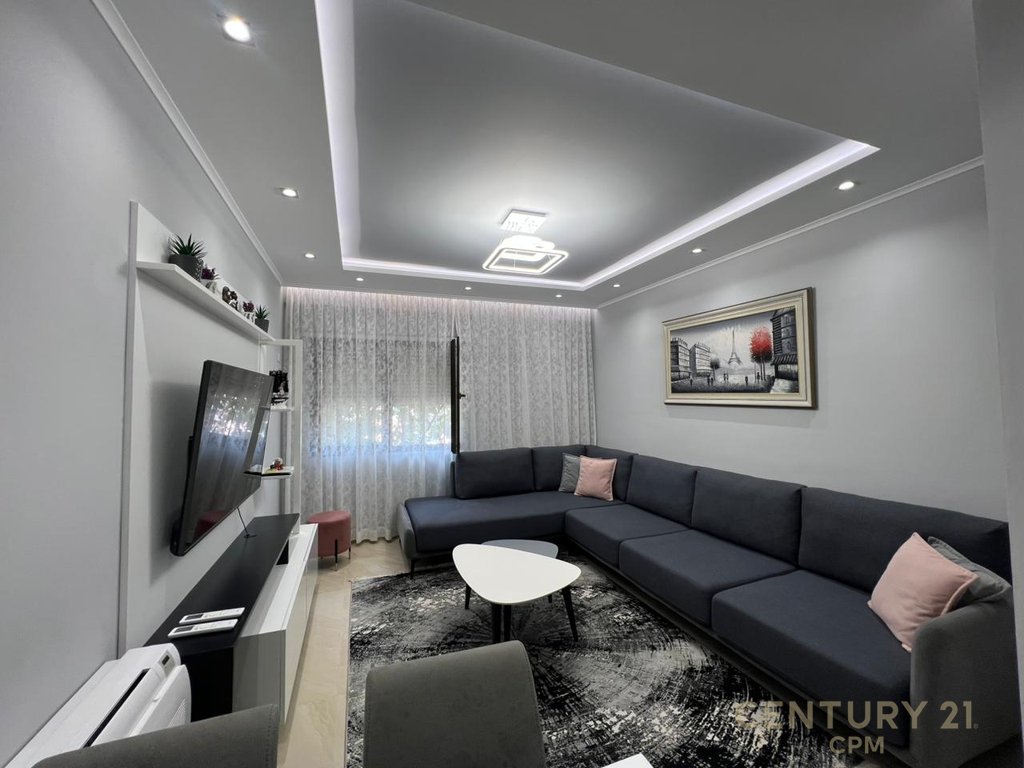 Appartamento 2+1+deposito in vendita nel giardino botanico zoologico, Tirana - 220.000€ | 95.5m²