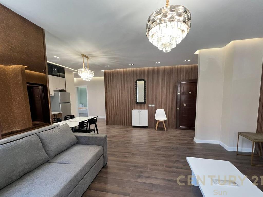 Appartamento 2+1+deposito in vendita nel giardino botanico zoologico, Tirana - 220.000€ | 95.5m²
