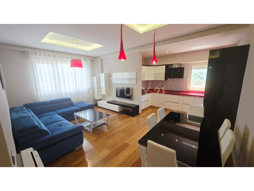 Appartamento 2+1+deposito in vendita nel giardino botanico zoologico, Tirana - 220.000€ | 95.5m²