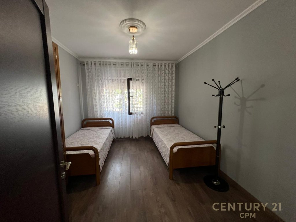 Appartamento 2+1+deposito in vendita nel giardino botanico zoologico, Tirana - 220.000€ | 95.5m²