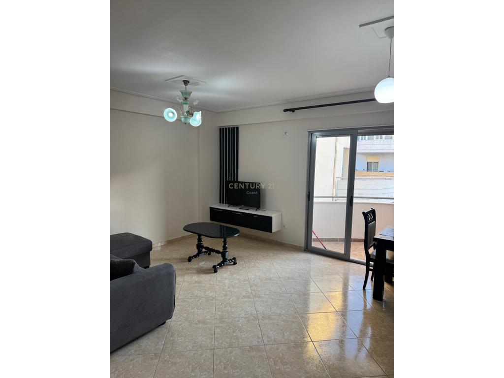 Zur miete apartment 1+1, transballkanike nahe "Bolv Oil"!!!