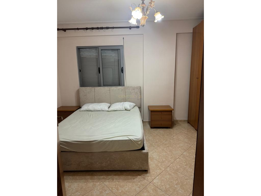 Zur miete apartment 1+1, transballkanike nahe "Bolv Oil"!!!