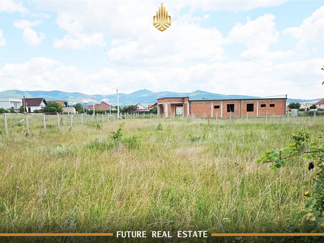 Offered for #sale land (plot) with an area of 5.25 ares. The land is located in hajvali, Ulpiana new neighborhood. (4)