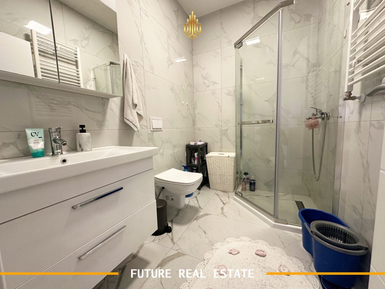 Penthouse me qera- 3 dhoma gjumi te rruga b-Prishtinë!
