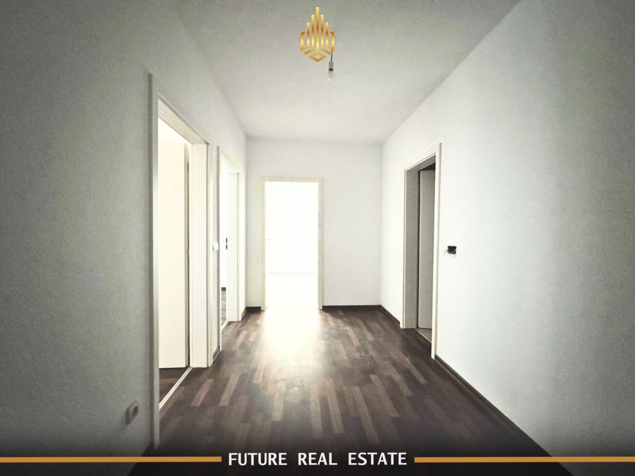 Appartement à louer – 3 chambres – Quartier de l'hôpital – Rue Muharrem fejza – Immeuble rinis