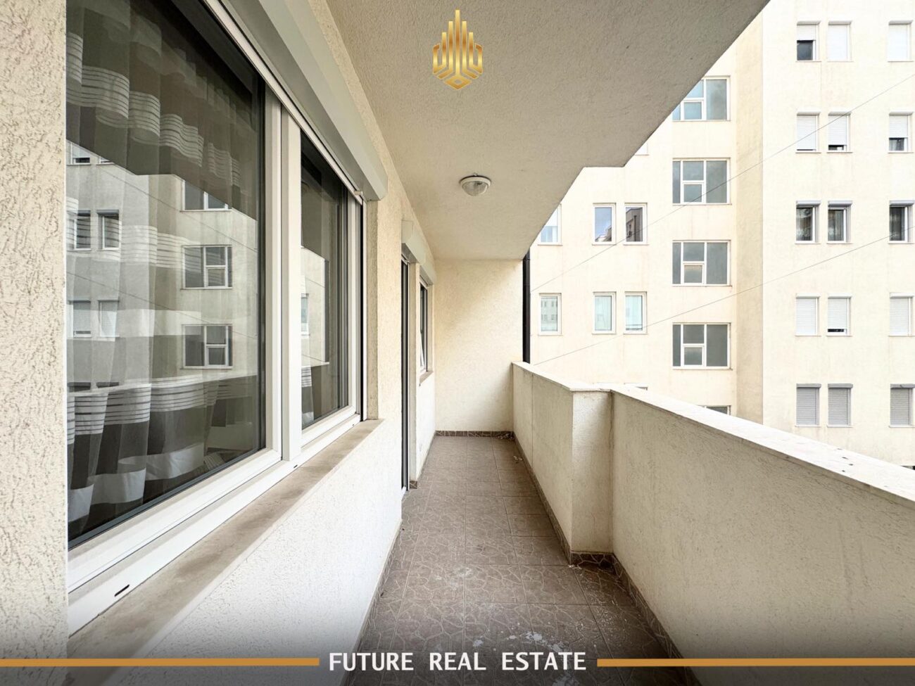 Appartement en vente – 3 chambres – Fushë Kosovë – Rr. Shefki kuleta – Immeuble model slovenia