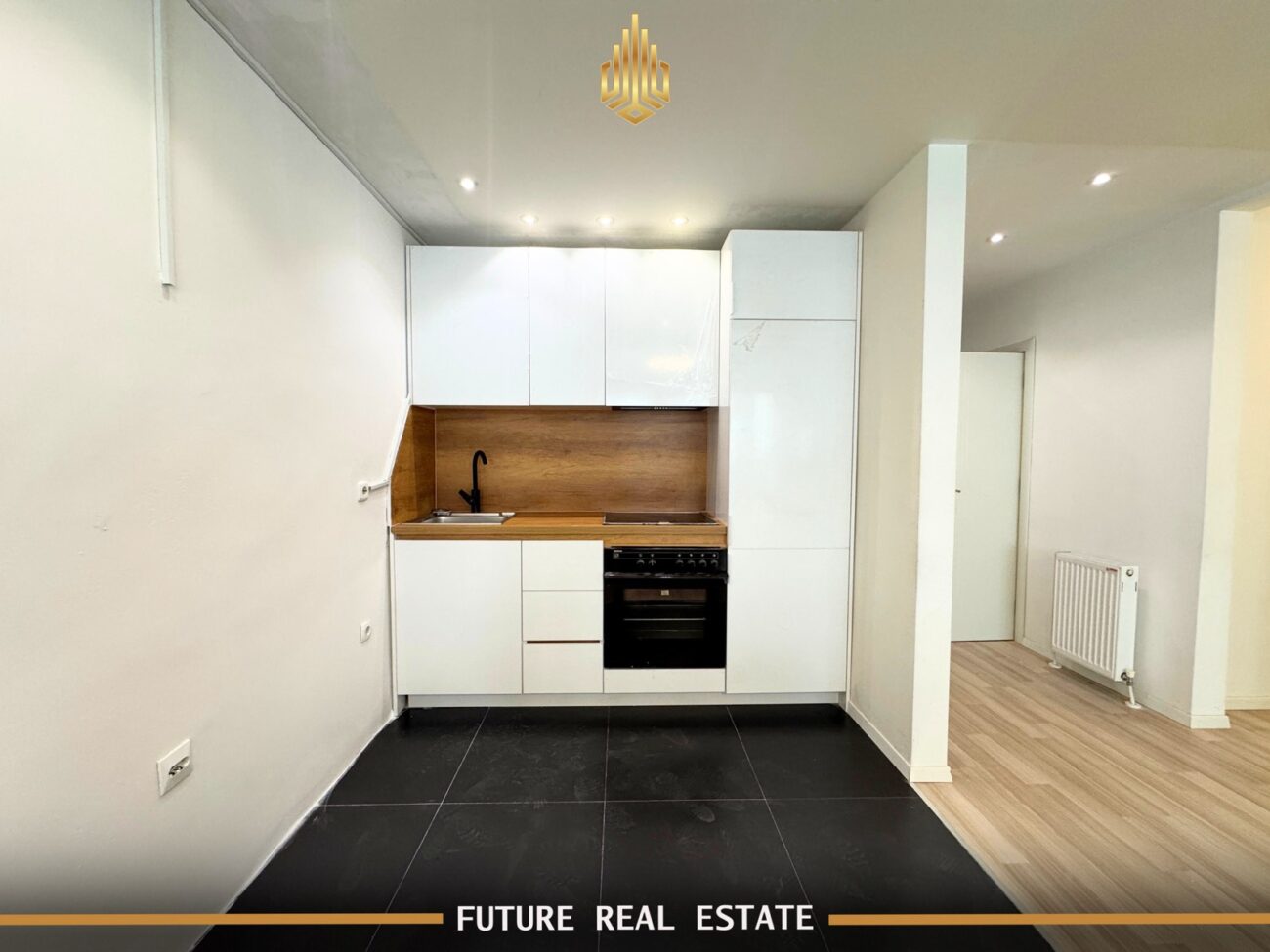 Appartement en vente – 3 chambres – Fushë Kosovë – Rr. Shefki kuleta – Immeuble model slovenia