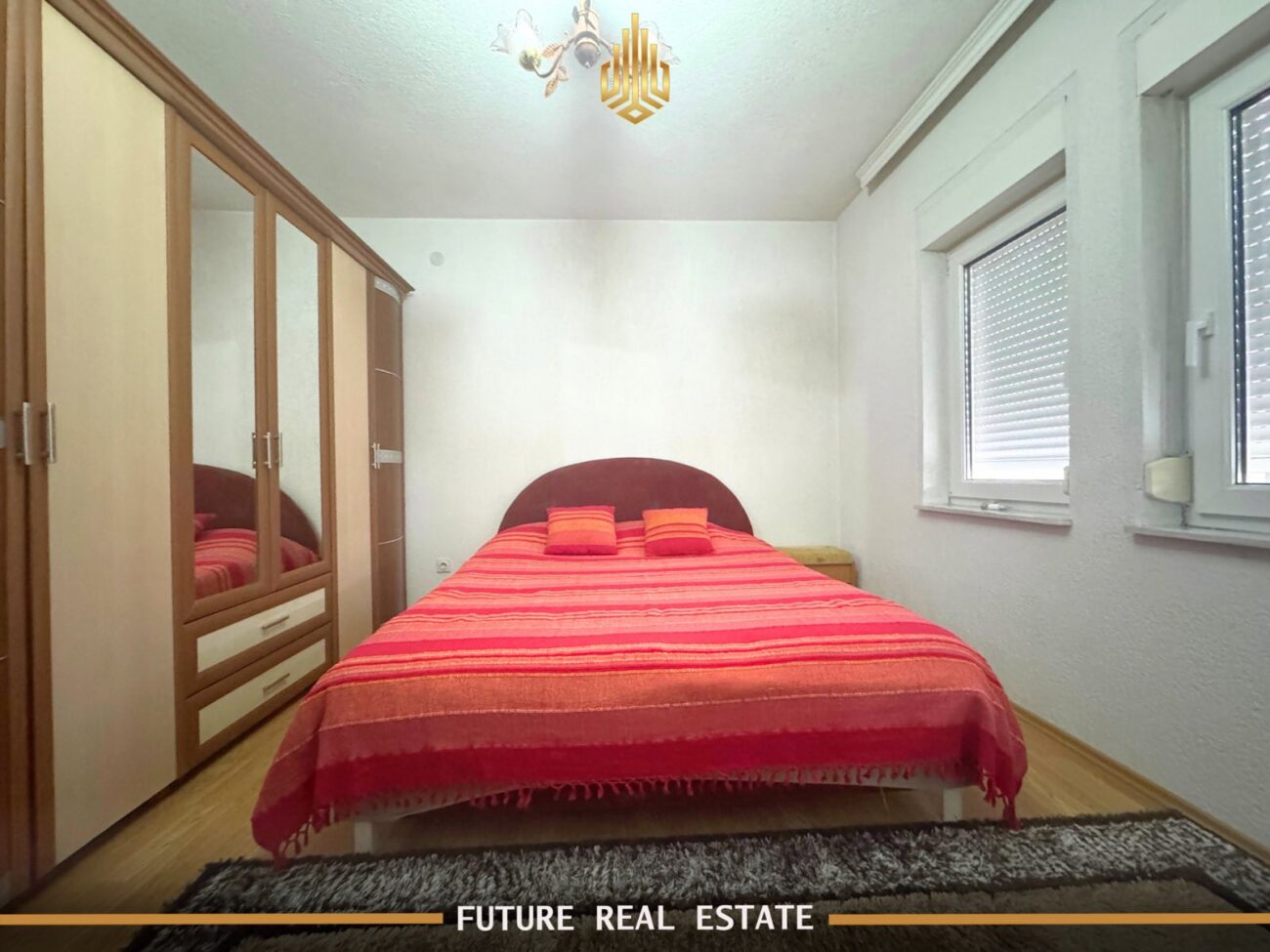 Casa in vendita – 6 camere da letto – Fushë Kosovë – Via tahir zemaj