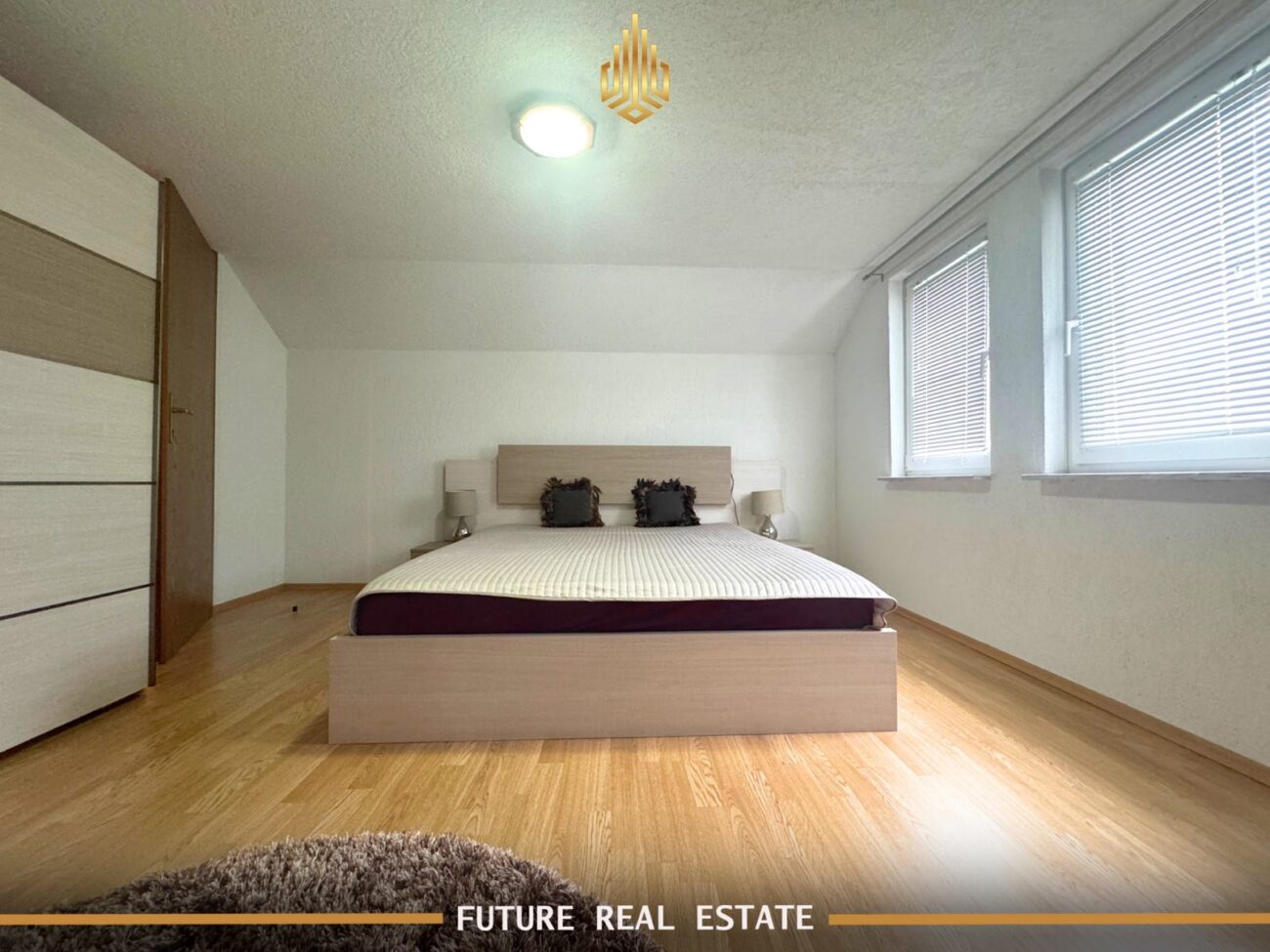 Casa in vendita – 6 camere da letto – Fushë Kosovë – Via tahir zemaj