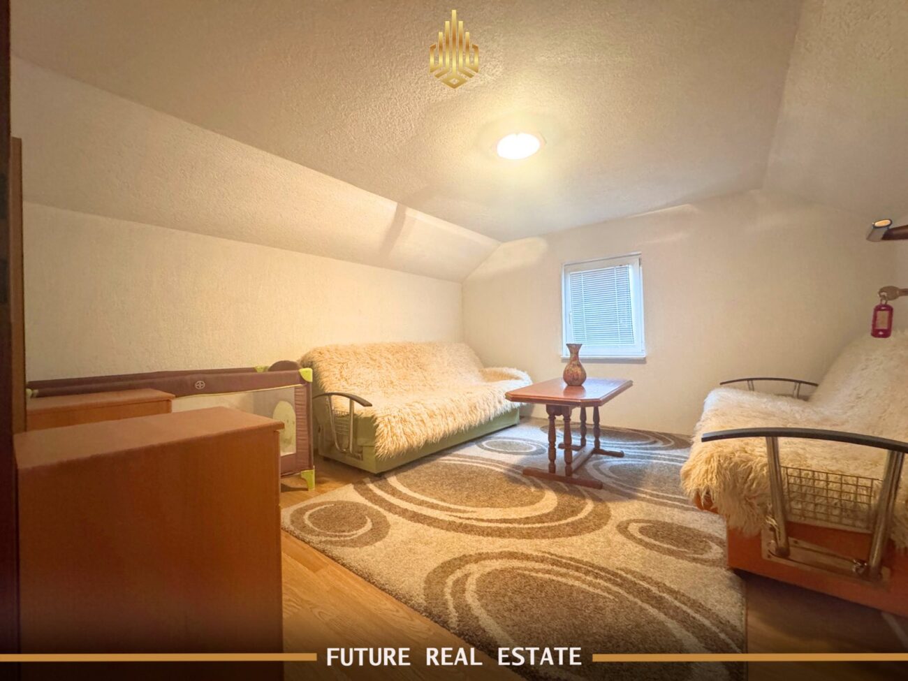 Casa in vendita – 6 camere da letto – Fushë Kosovë – Via tahir zemaj