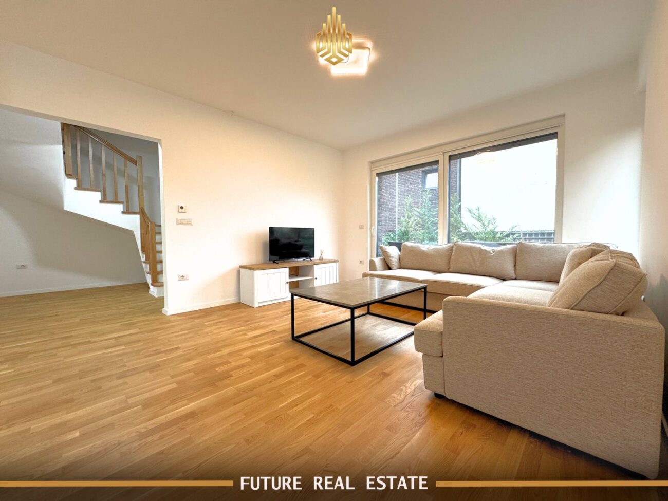 Casa in affitto – 3 camere da letto – Prishtinë – Veternik, quartiere priam