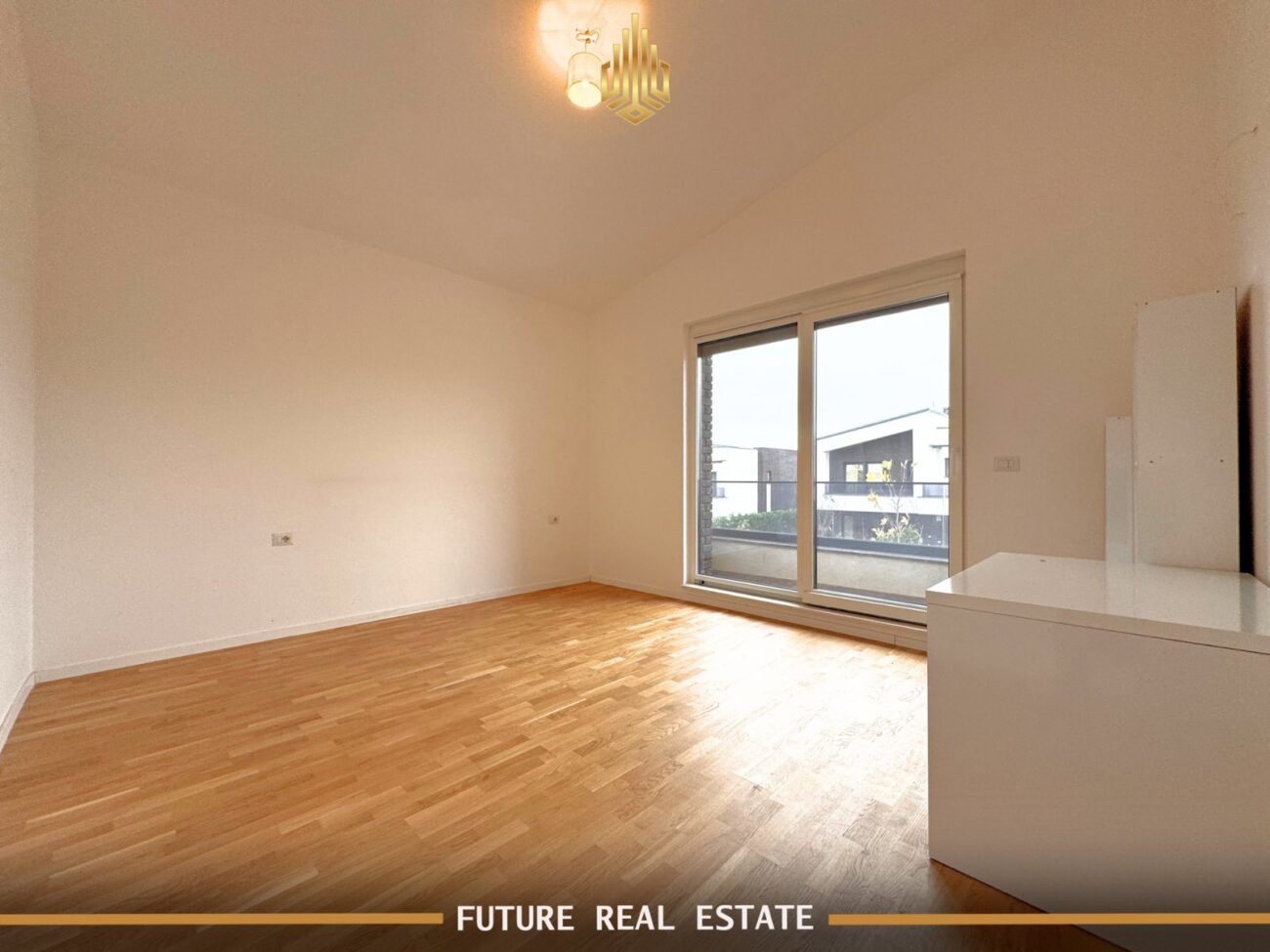 Casa in affitto – 3 camere da letto – Prishtinë – Veternik, quartiere priam
