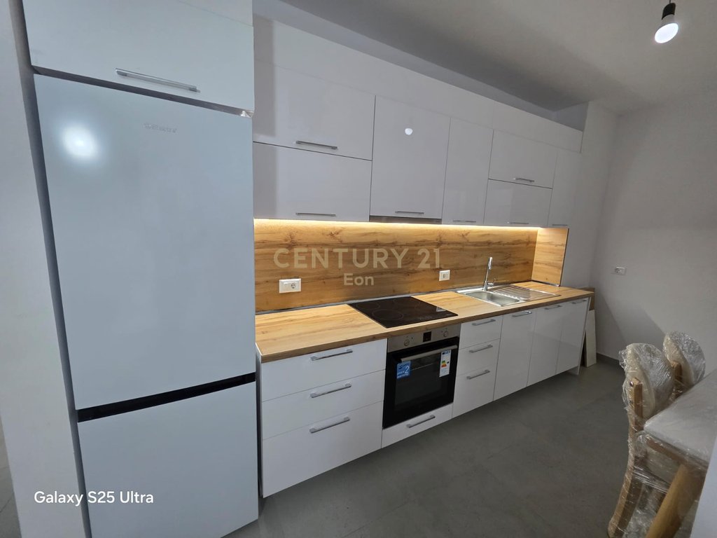 Appartamento jeper 2+1 in affitto a lagja nr.5, Durrës!