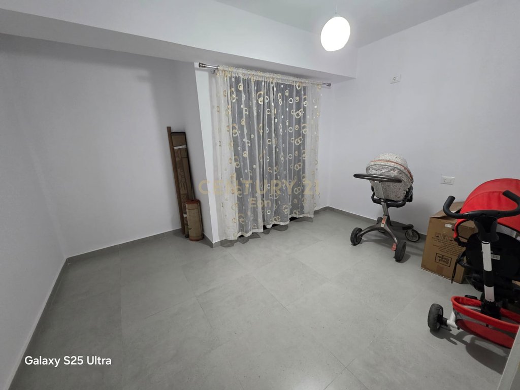 Appartamento jeper 2+1 in affitto a lagja nr.5, Durrës!