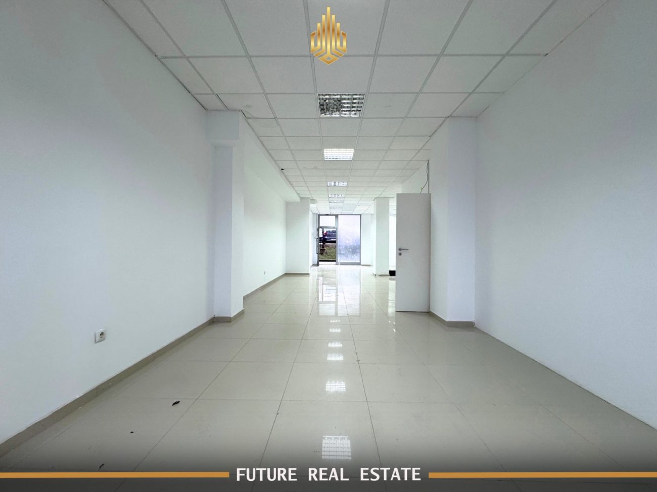 Locale commerciale in affitto – Prishtinë – Rruga c