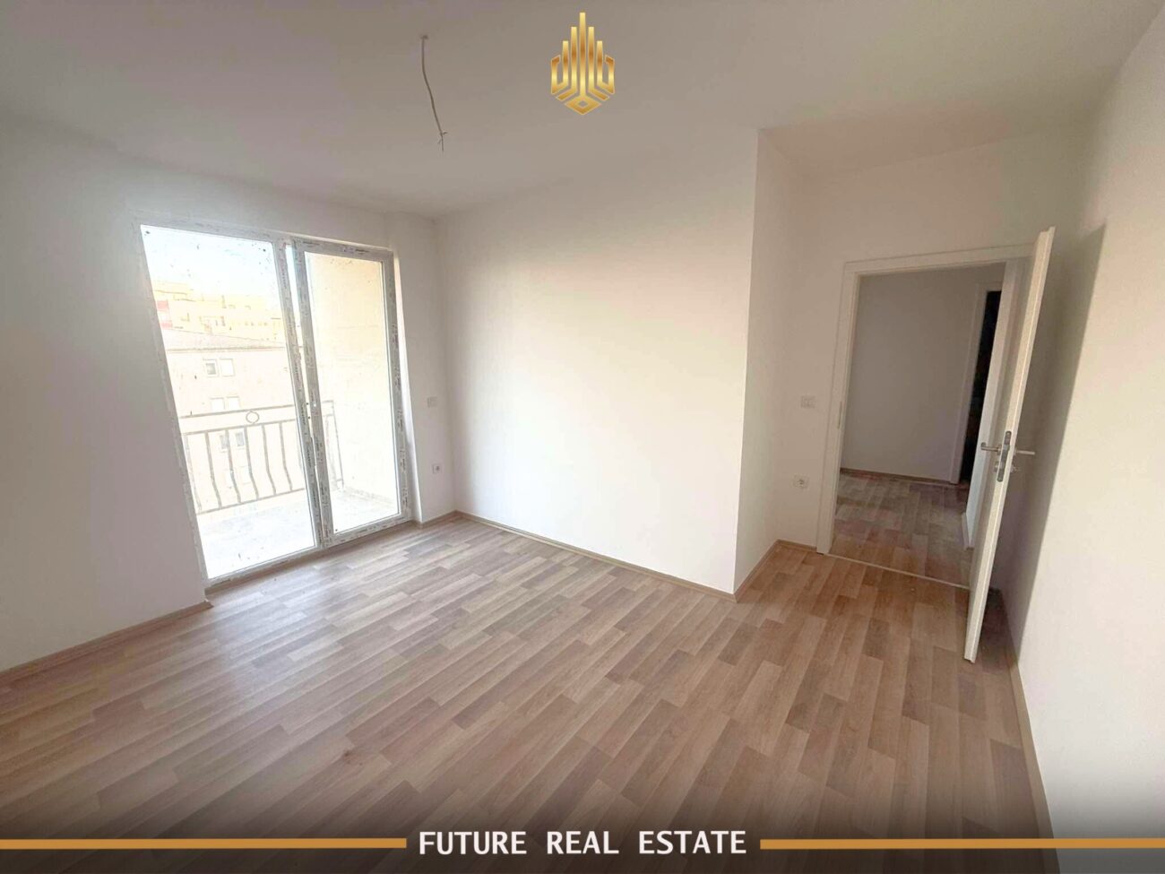 Apartment for sale – 3 bedrooms – Fushë Kosovë – Enver maloku street near kopshti restaurant, bnt construction building