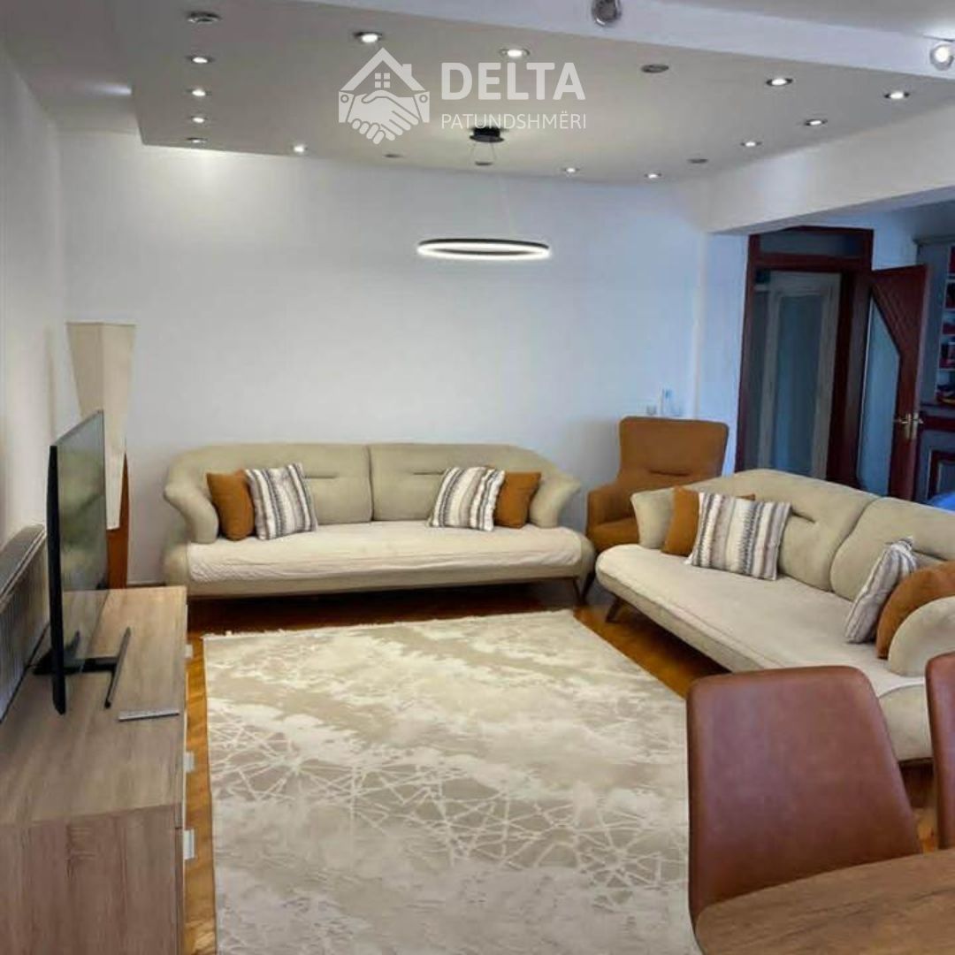Apartamento à venda em Bregu i Diellit