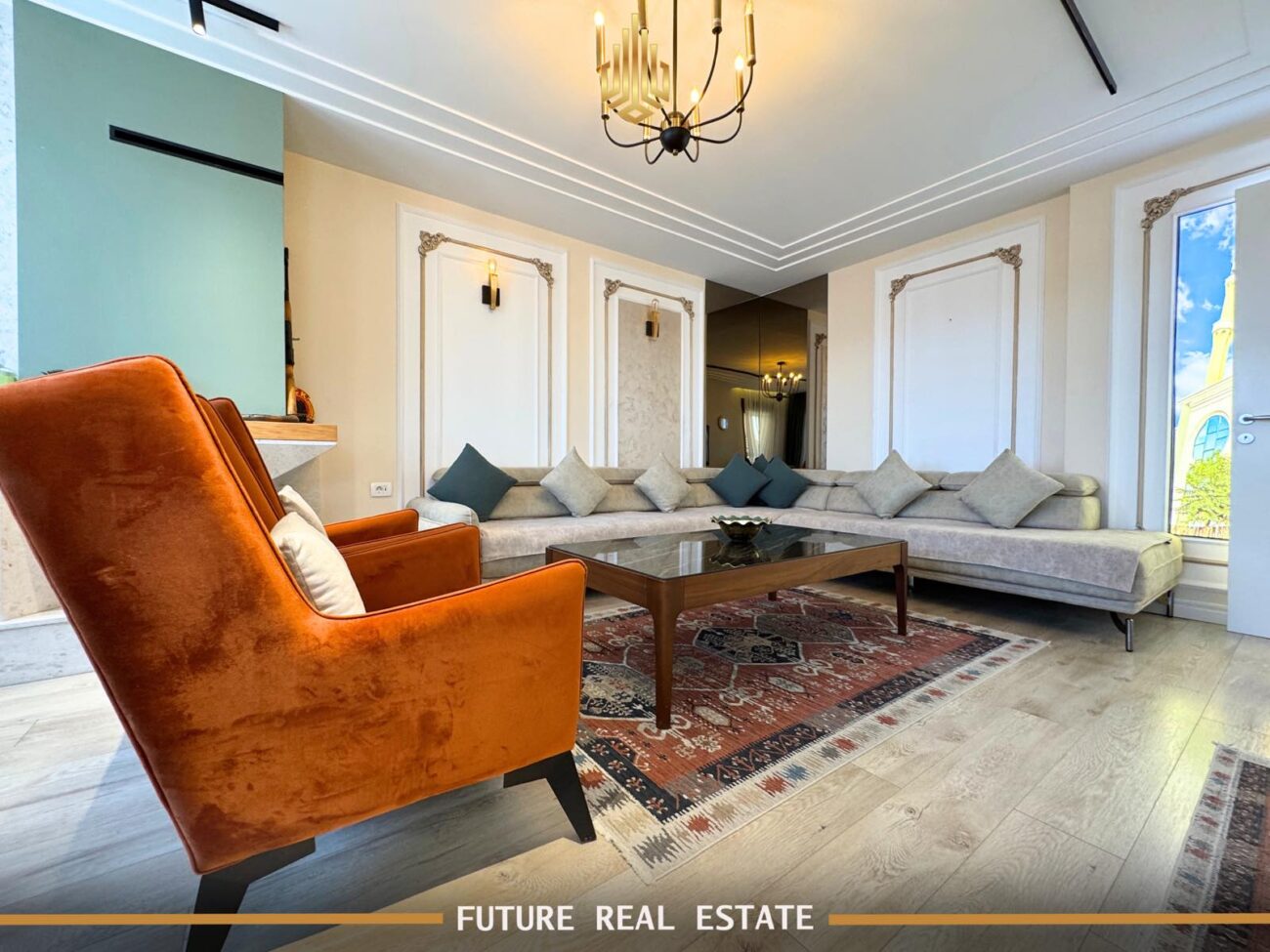 Maison à vendre – Exclusive – Prishtinë – Velani – Vue sur le centre-ville