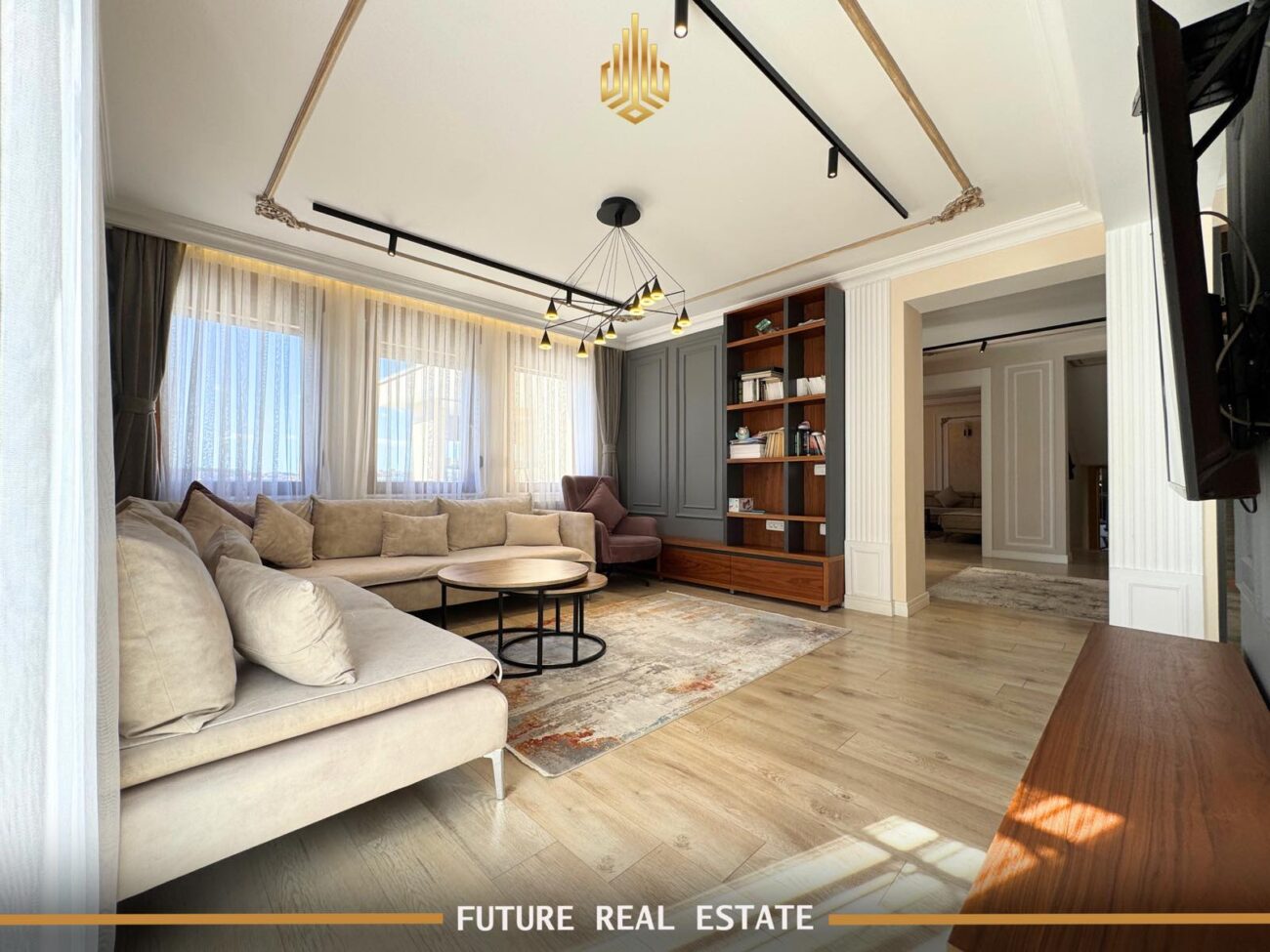 Maison à vendre – Exclusive – Prishtinë – Velani – Vue sur le centre-ville
