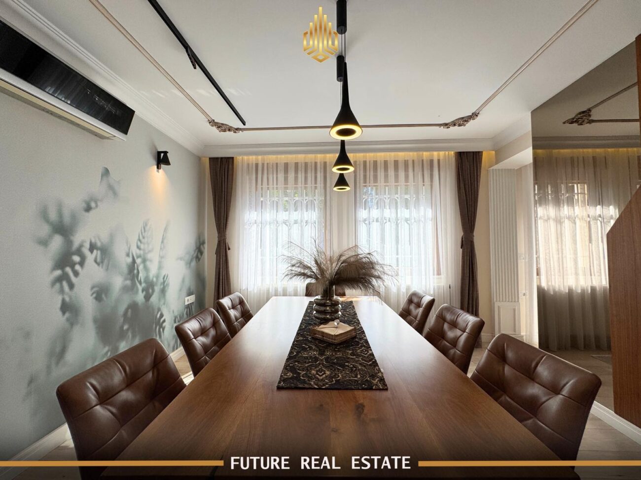 Maison à vendre – Exclusive – Prishtinë – Velani – Vue sur le centre-ville