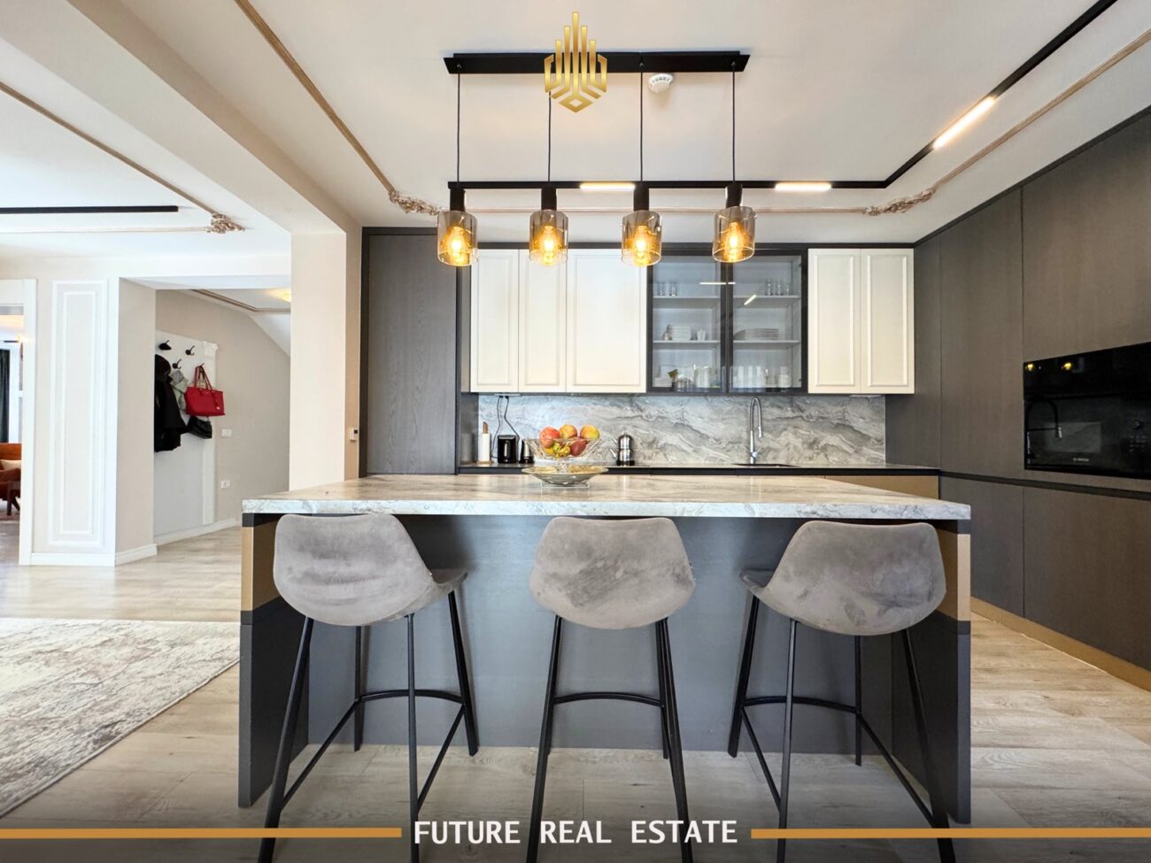 Maison à vendre – Exclusive – Prishtinë – Velani – Vue sur le centre-ville