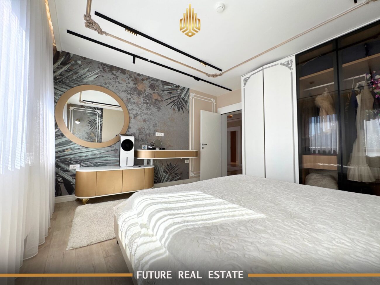 Maison à vendre – Exclusive – Prishtinë – Velani – Vue sur le centre-ville