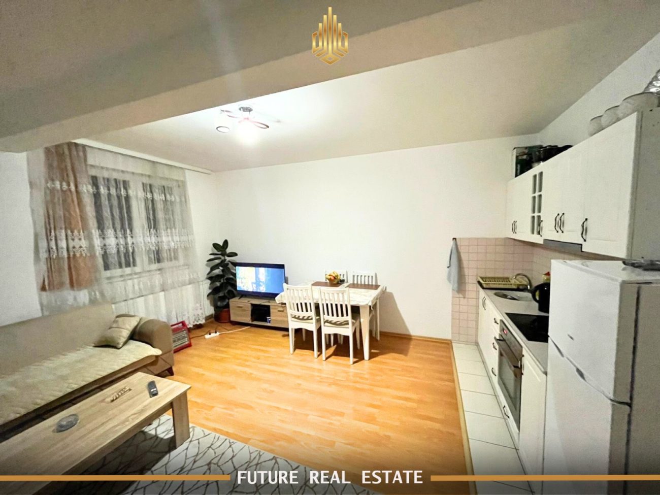 Penthouse for sale – 1 bedroom – Pristina – B street – On the 13th floor. (3)
