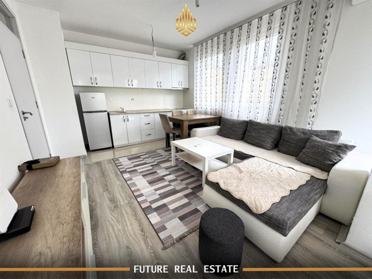 Apartamento en alquiler – 2 habitaciones – Fushë Kosovë – Calle Dardania sobre interex