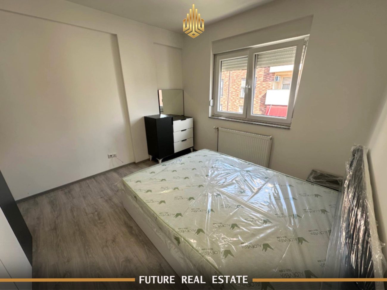 Apartamento en alquiler – 3 habitaciones – Prishtinë – Barrio spital – Calle Muharrem fejza, muratori