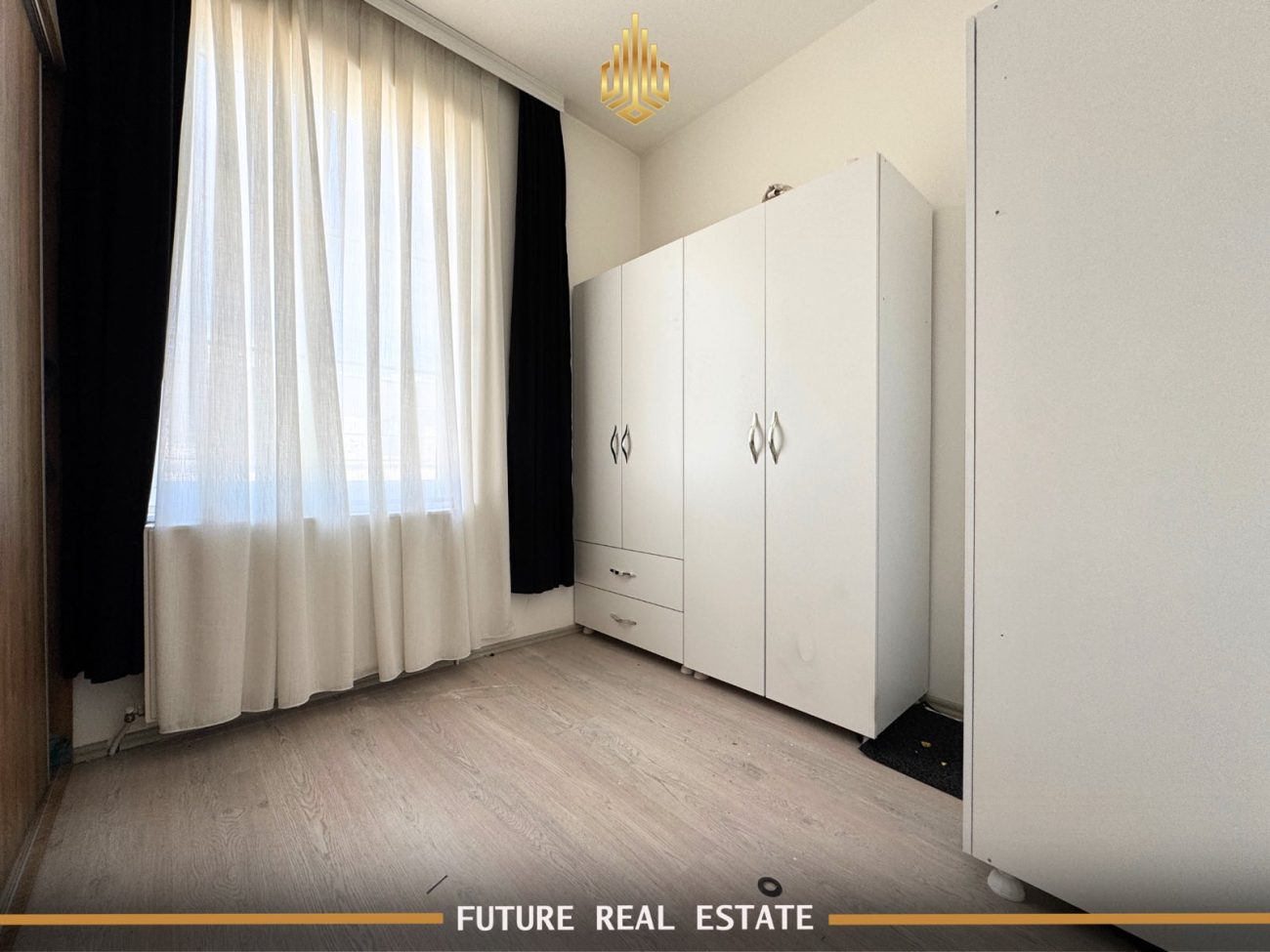 Penthouse en location – 3 chambres – Fushë Kosovë près du quartier eliza